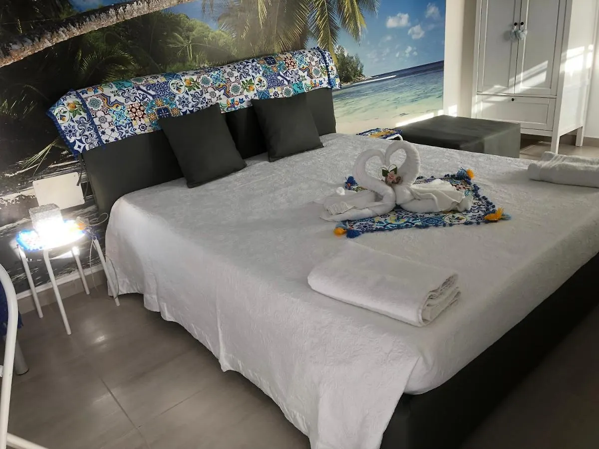 Affittacamere Hotel Marina Bay Terrasini Italia